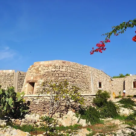 Trulli Malaspina Aparthotel Torre Suda