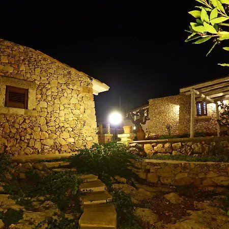 Aparthotel Trulli Malaspina Torre Suda